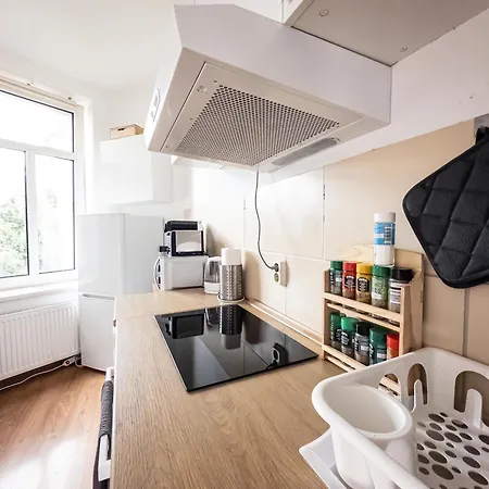 3-room With 4 Single Beds